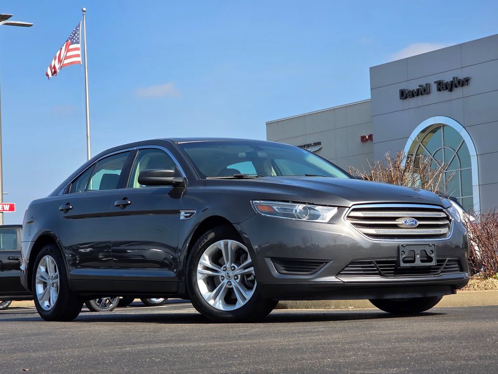 Used 2018 Ford Taurus SE image 33