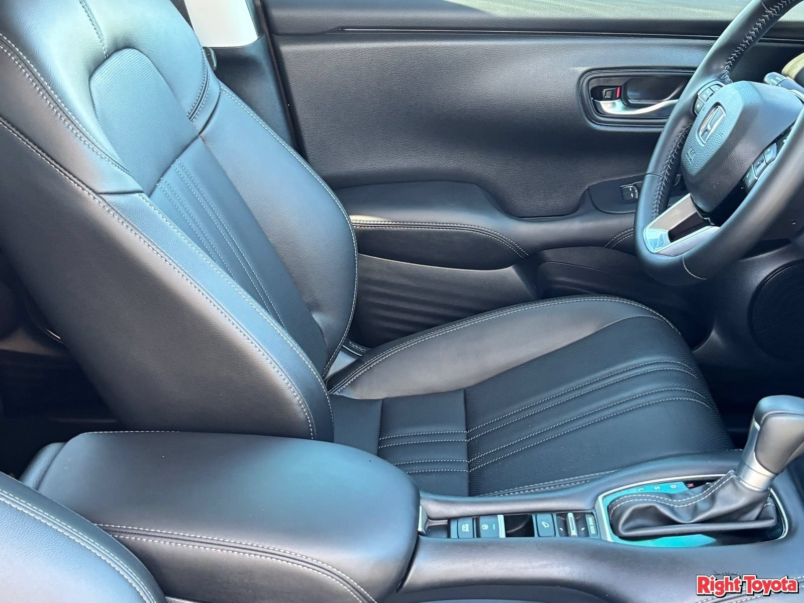 Used 2026 Honda HR-V EX-L image 13