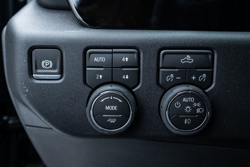 New 2026 Chevrolet Silverado 1500 LT Trail Boss w/ Convenience Package II image 23