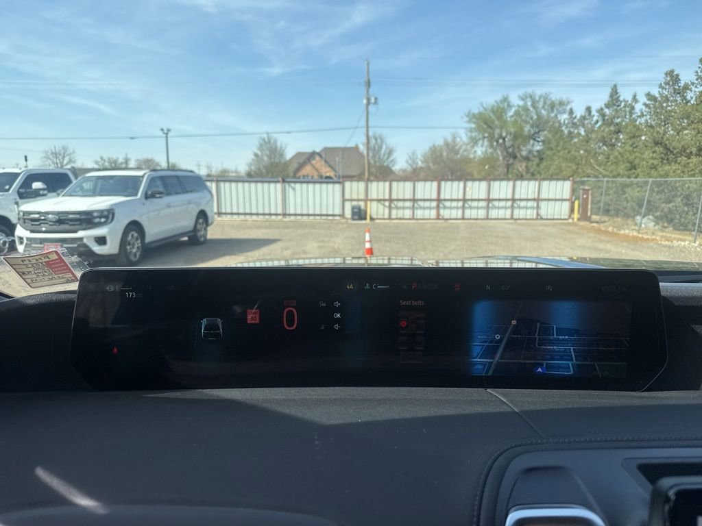 Used 2025 Ford Expedition Max Platinum w/ Stealth Appearance Package image 20