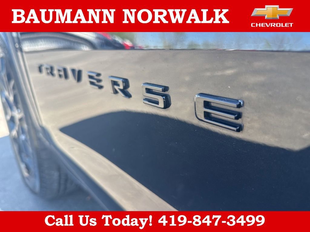 Used 2025 Chevrolet Traverse LT w/ Midnight/Sport Edition AWD/4WD image 28