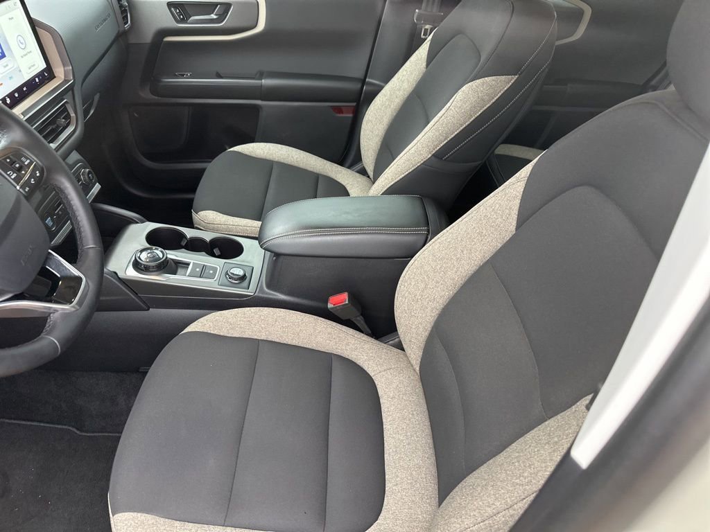 Used 2025 Ford Bronco Sport Big Bend w/ Convenience Package image 2