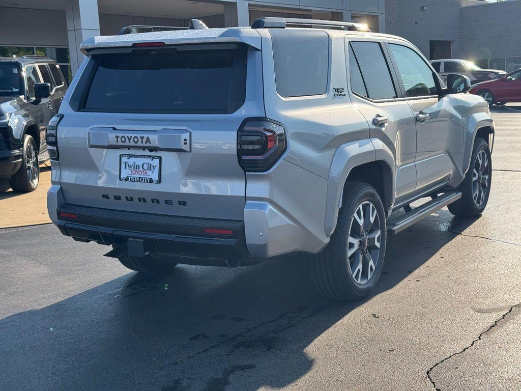 New 2026 Toyota 4Runner 4WD image 3