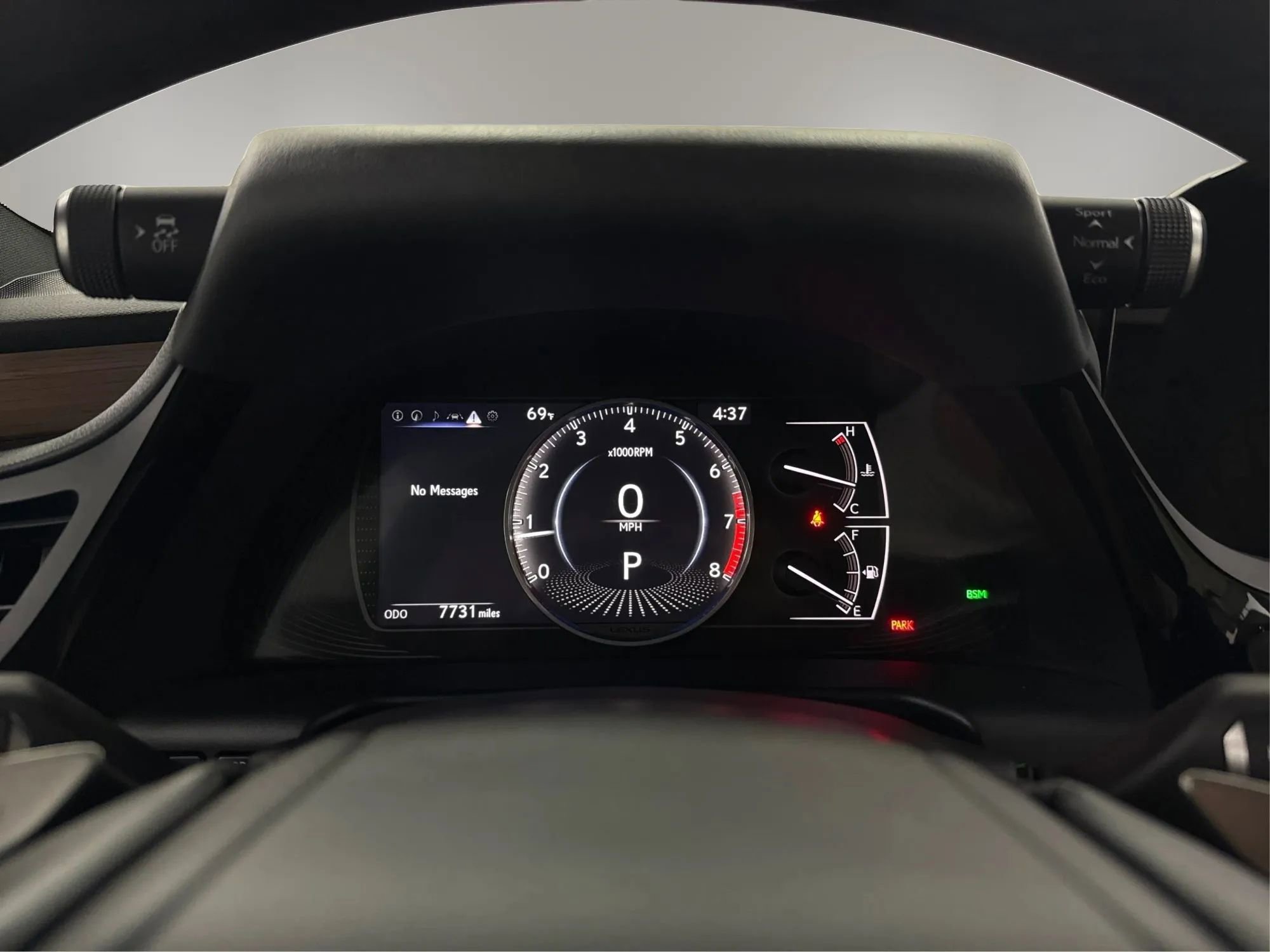 Used 2025 Lexus ES 350 w/ Premium Package FWD image 16