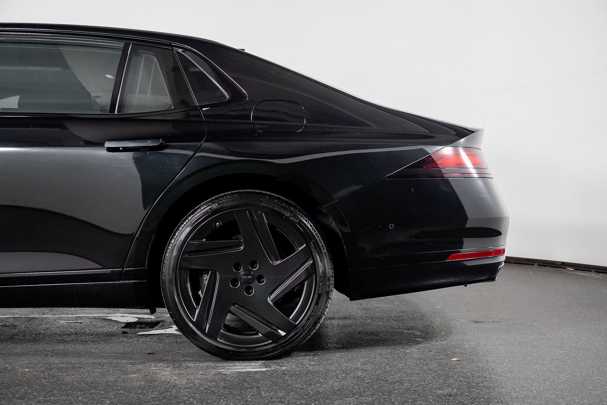 Used 2026 Genesis G90 3.5T Prestige AWD/4WD image 14