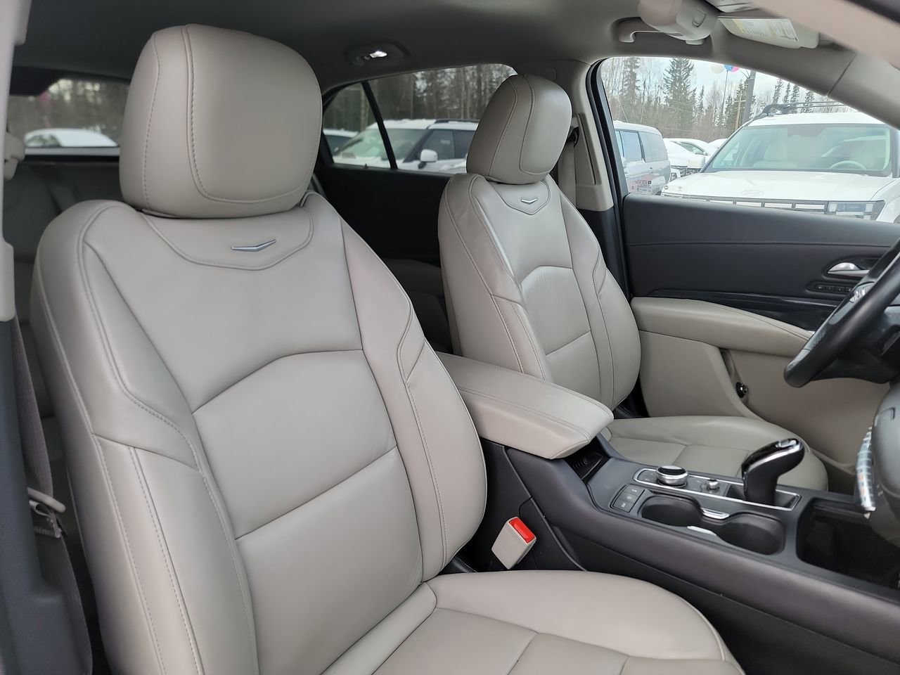 Used 2023 Cadillac XT4 Premium Luxury AWD/4WD image 19