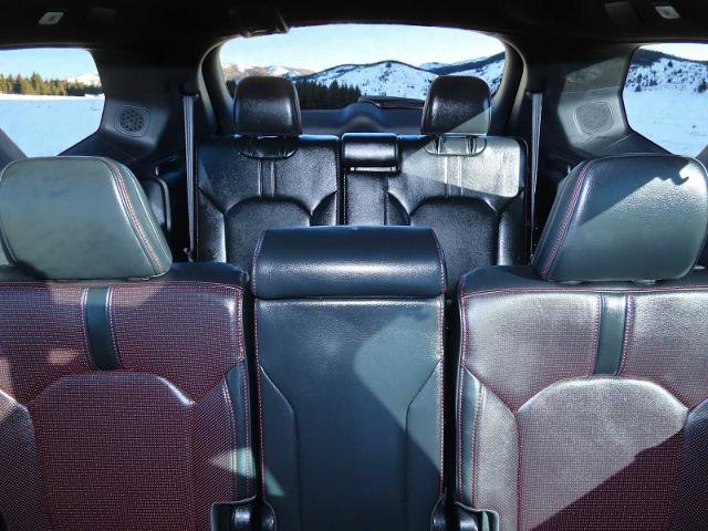 Used 2025 Honda Pilot Black Edition image 25