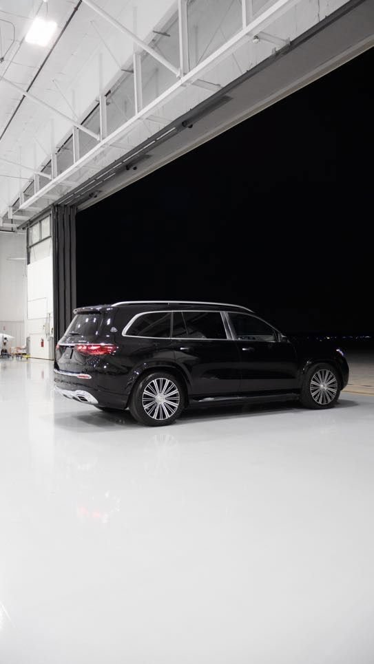 Used 2025 Mercedes-Benz Maybach GLS 600 4MATIC image 3