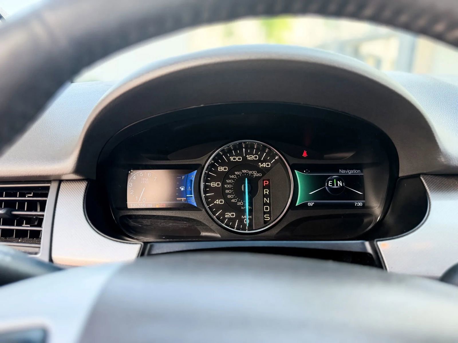 Used 2014 Ford Edge SEL w/ Equipment Group 205A image 10