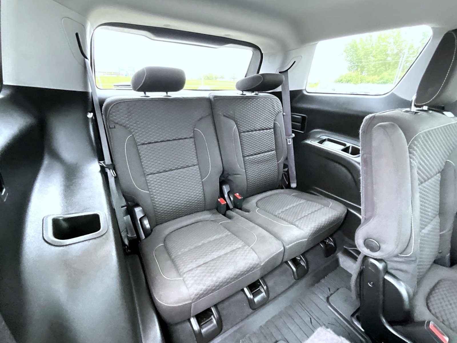 Used 2017 GMC Acadia SLE FWD image 21