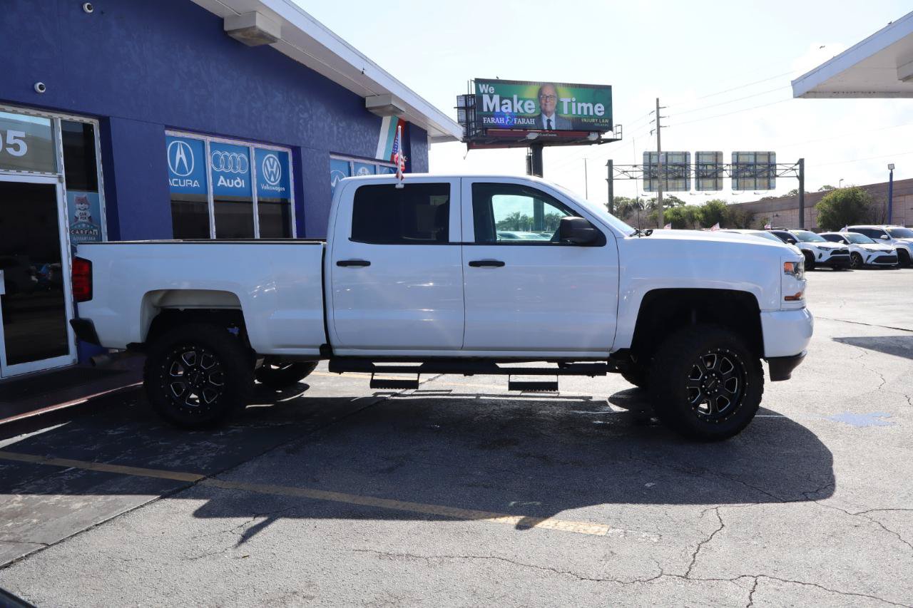 Used 2018 Chevrolet Silverado 1500 Custom w/ Custom Value Package AWD/4WD image 2