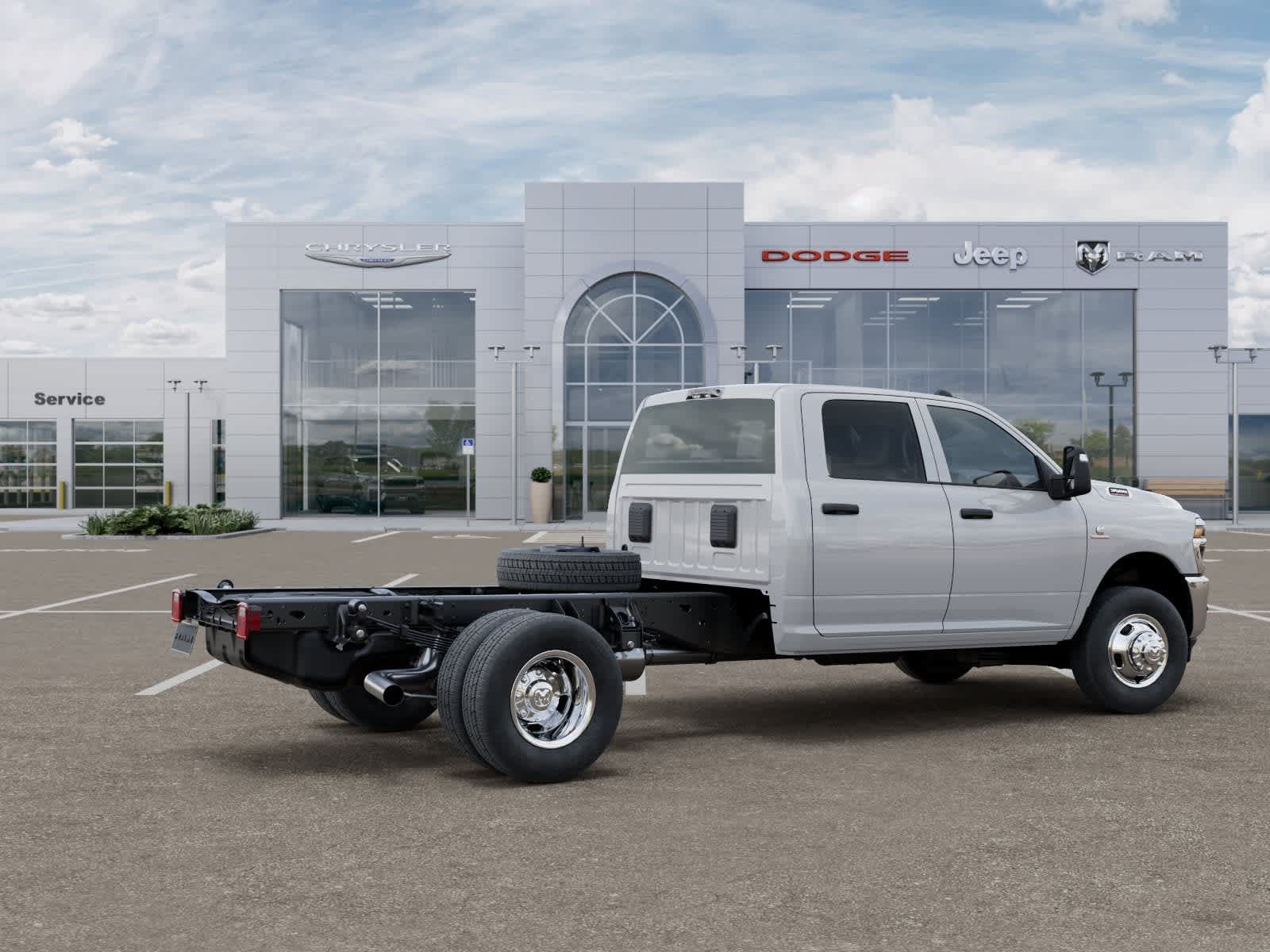 New 2026 RAM 3500 Tradesman w/ Chrome Appearance Group A AWD/4WD image 4