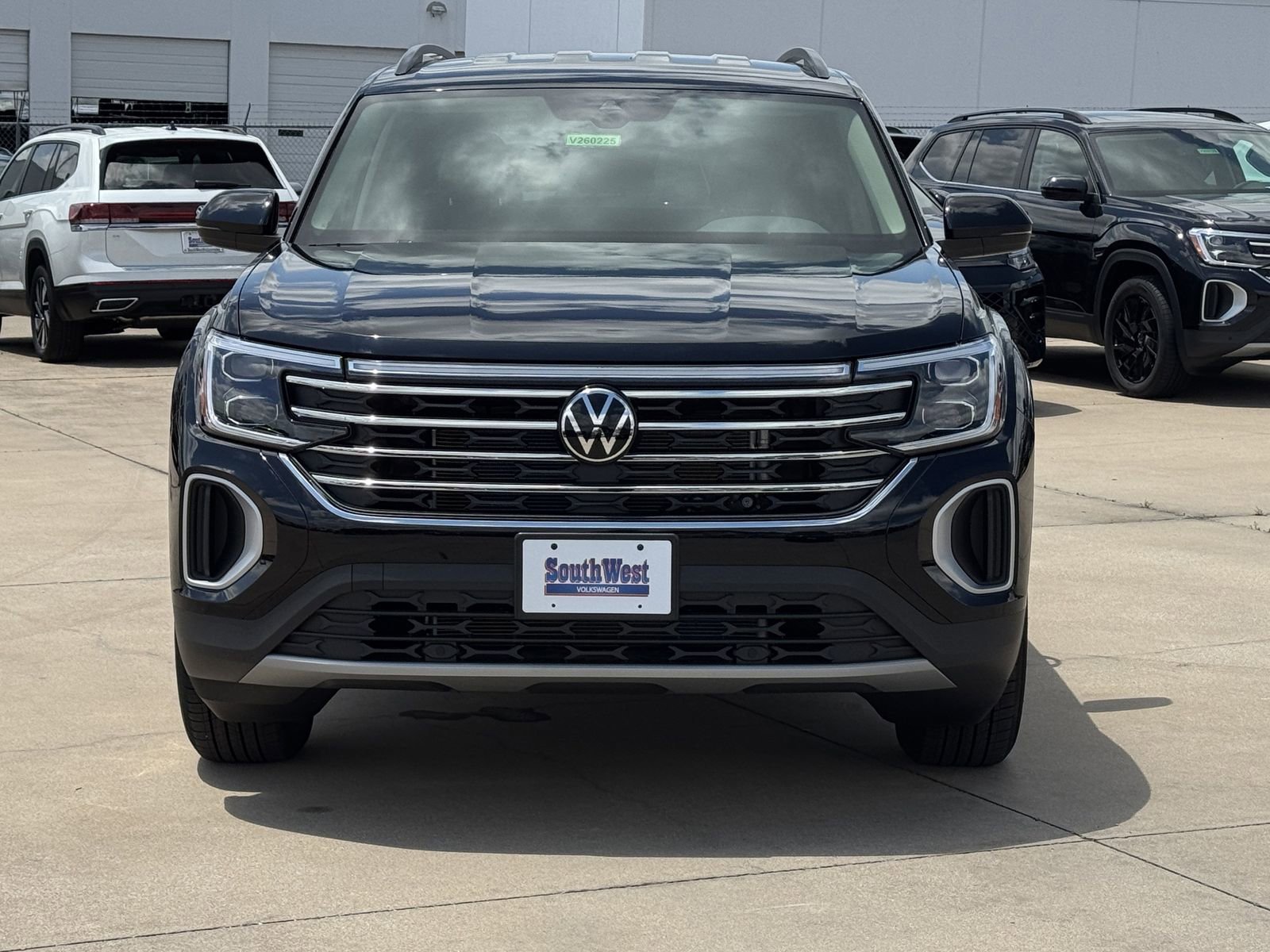New 2026 Volkswagen Atlas SE FWD image 10
