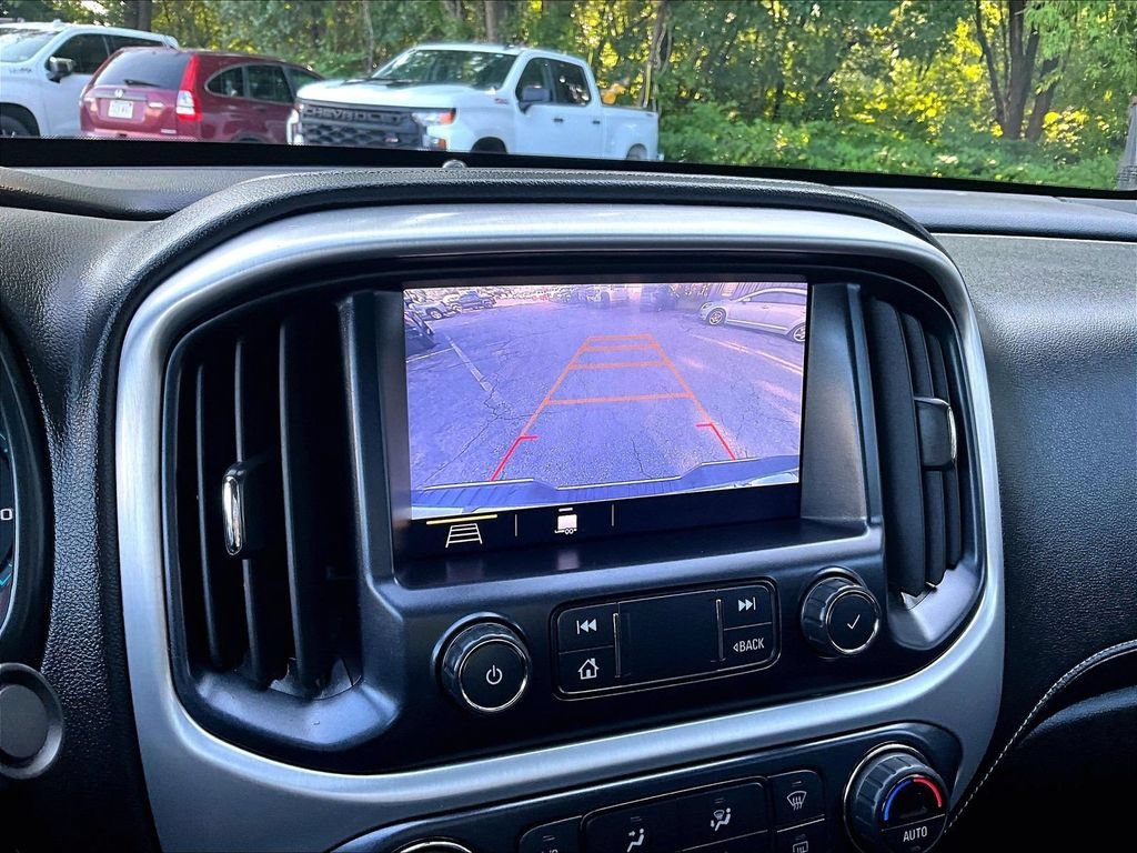 Used 2020 GMC Canyon SLE w/ Elevation Edition AWD/4WD image 18