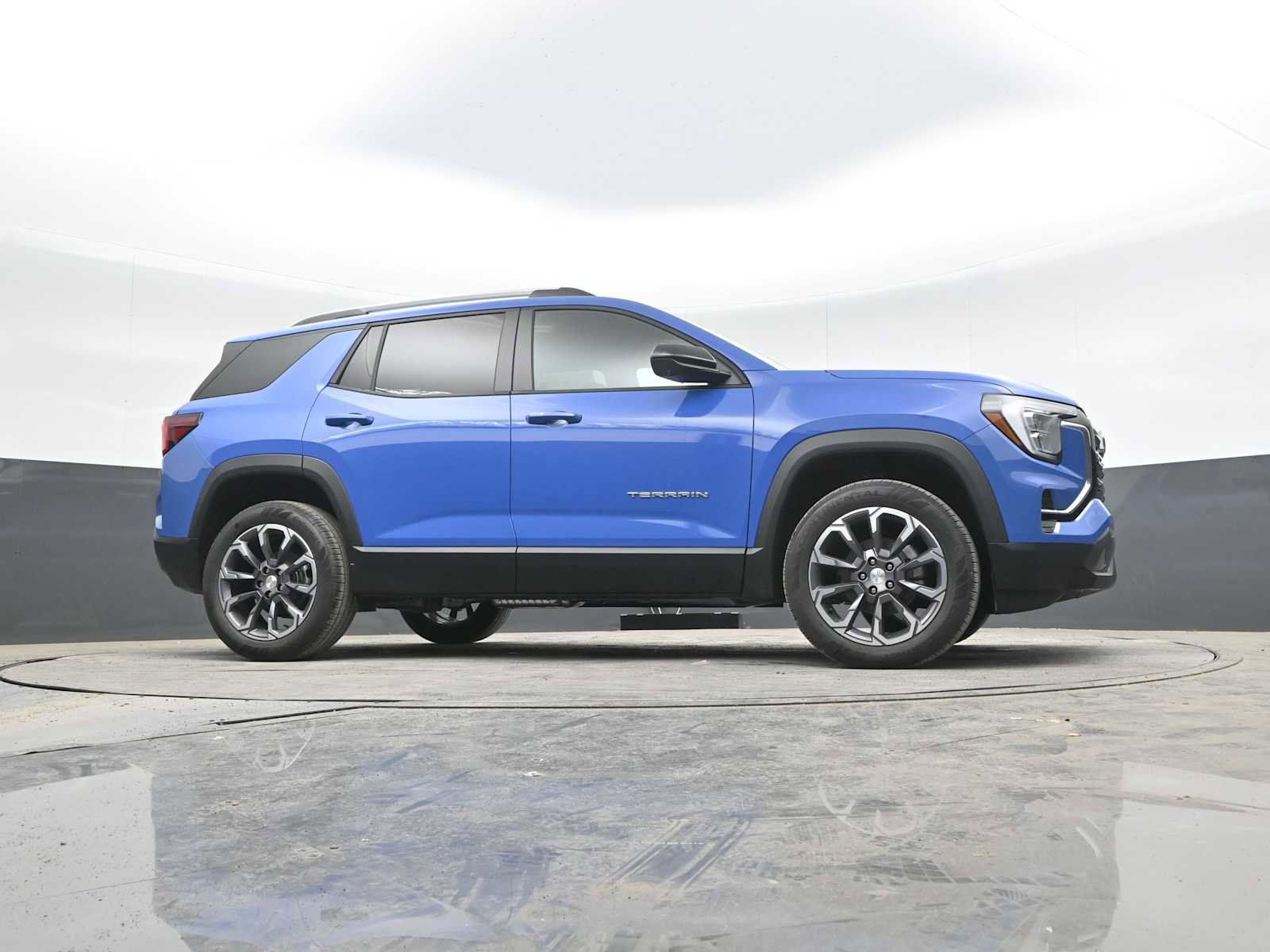 New 2026 GMC Terrain Elevation w/ Elevation Premium Package AWD/4WD image 42