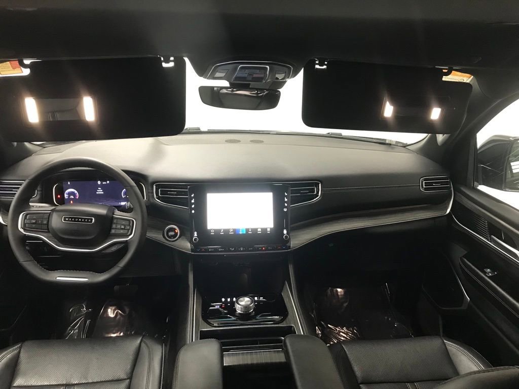 Used 2024 Jeep Wagoneer Series II image 29