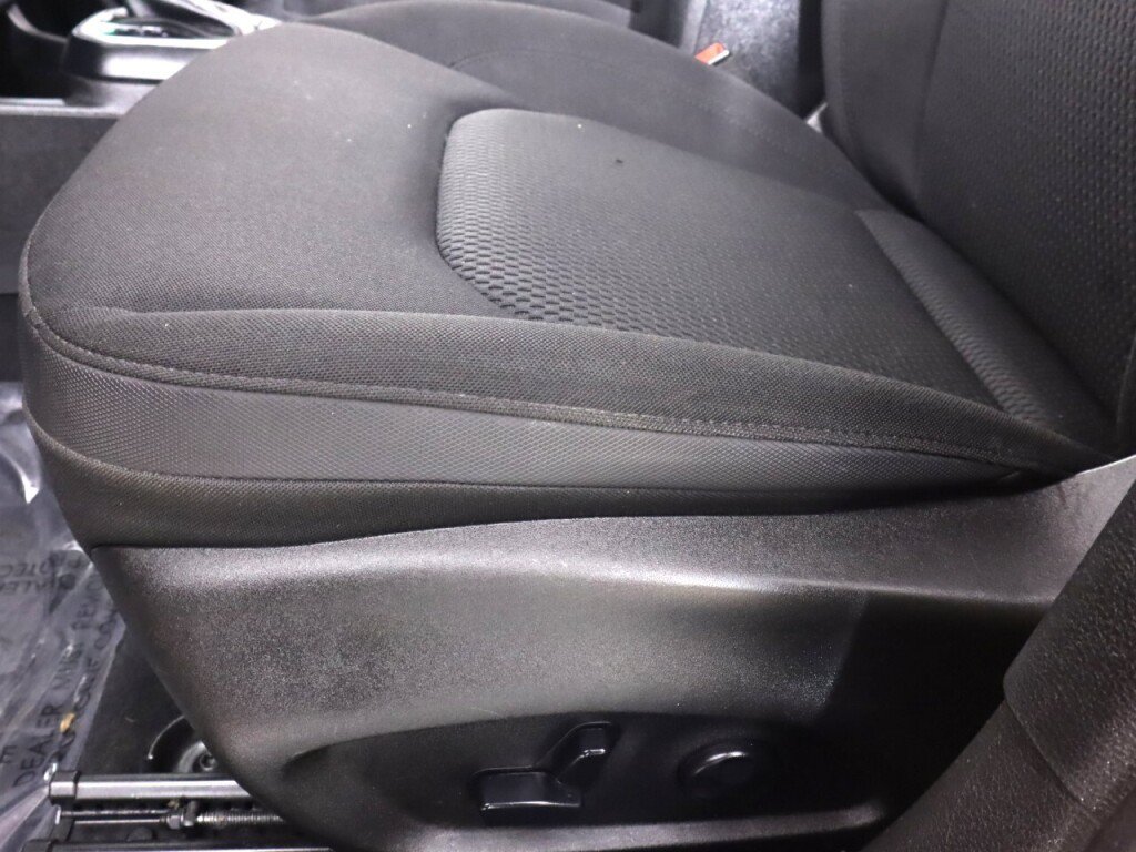 Used 2019 Jeep Renegade Altitude w/ Quick Order Package 2XM FWD image 28