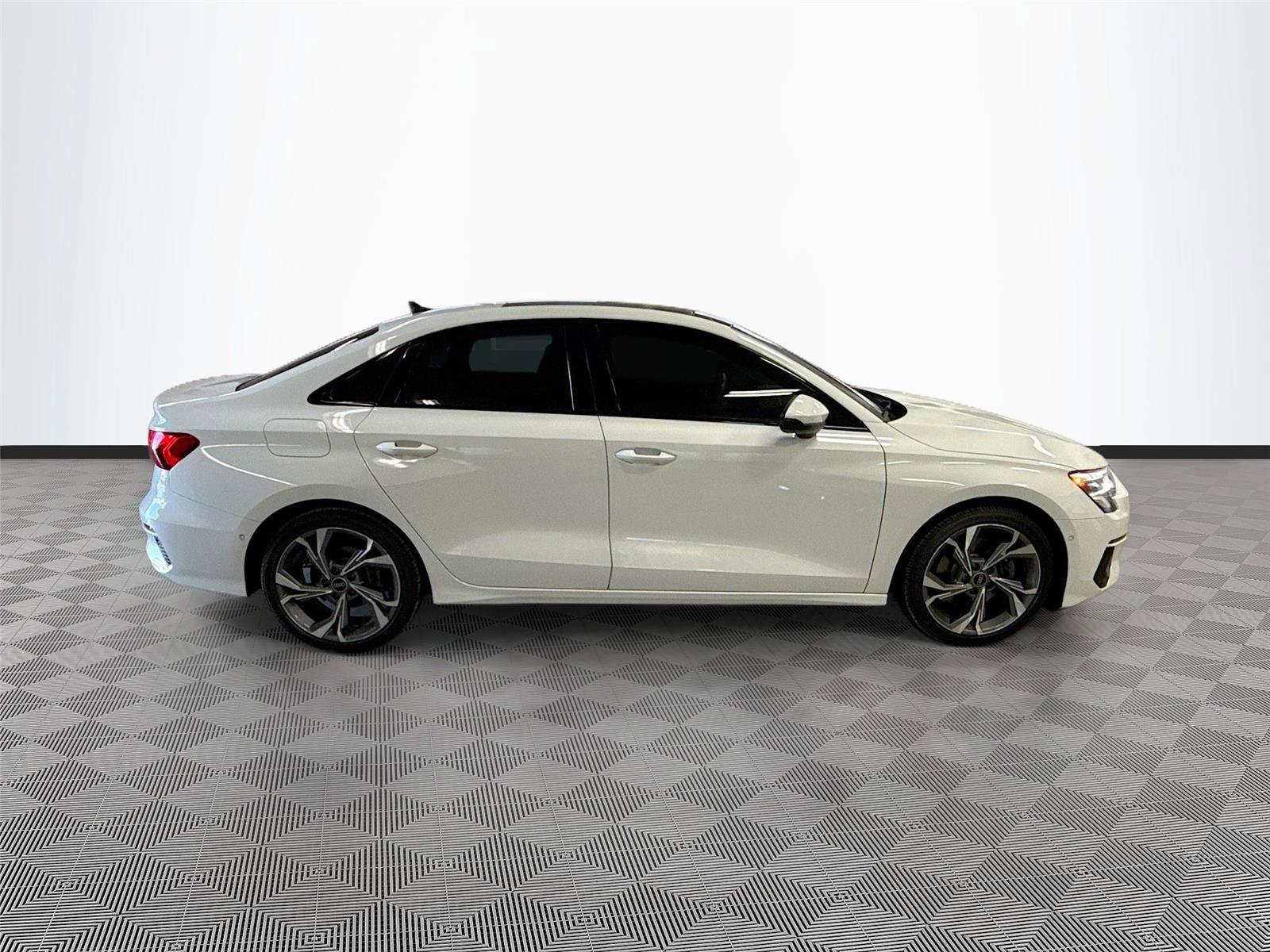Used 2023 Audi A3 2.0T Premium Plus w/ Premium Plus Package image 8