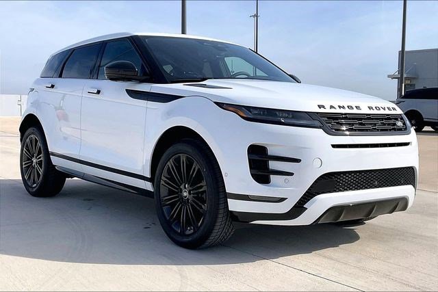 New 2026 Land Rover Range Rover Evoque Dynamic SE image 2