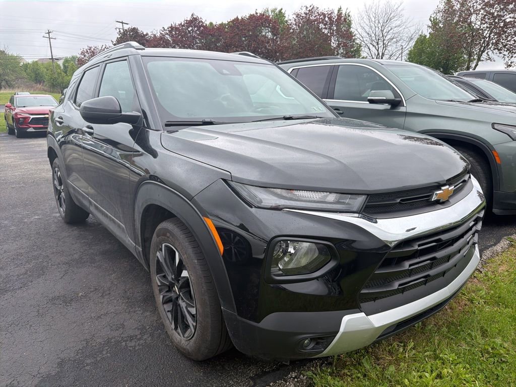 Certified 2023 Chevrolet TrailBlazer LT w/ Convenience Package FWD image 1