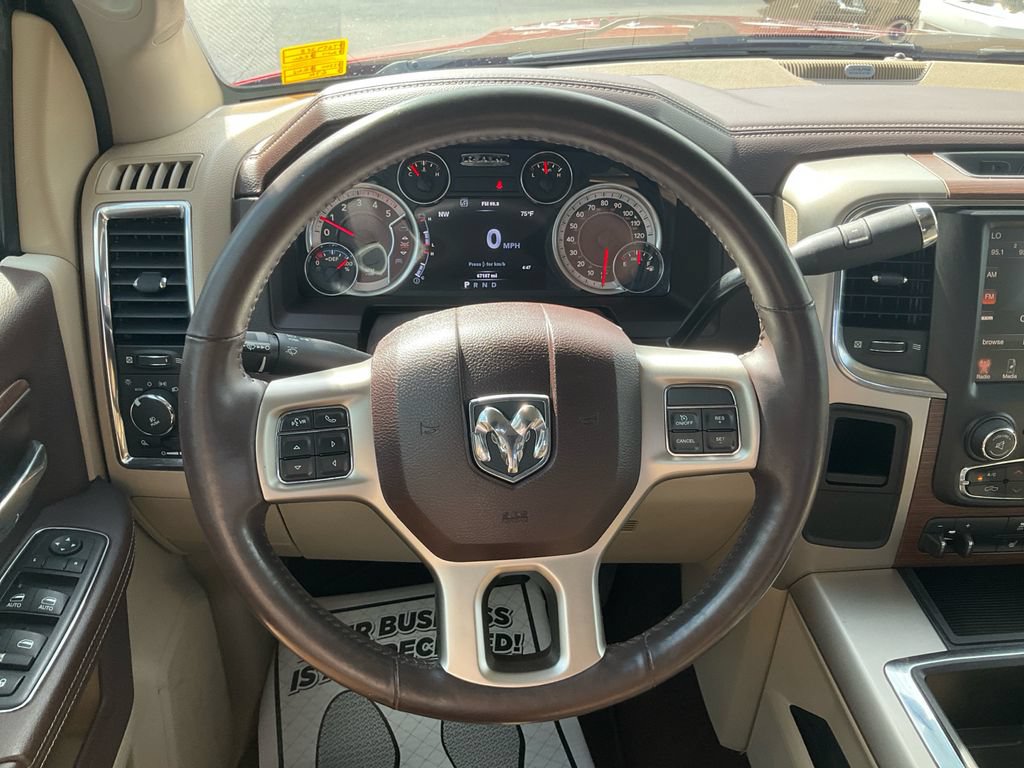 Used 2014 RAM 3500 Laramie RWD image 23