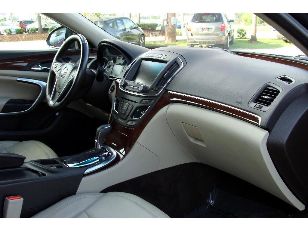 Used 2015 Buick Regal Premium image 31