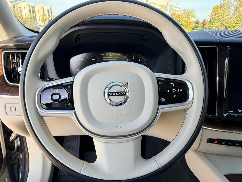 Used 2020 Volvo XC60 T5 Inscription w/ Protection Package Premier image 31