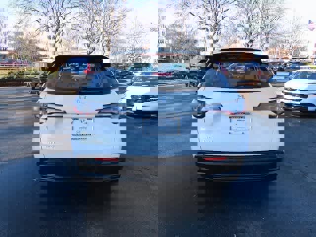 Certified 2023 Honda HR-V LX image 5