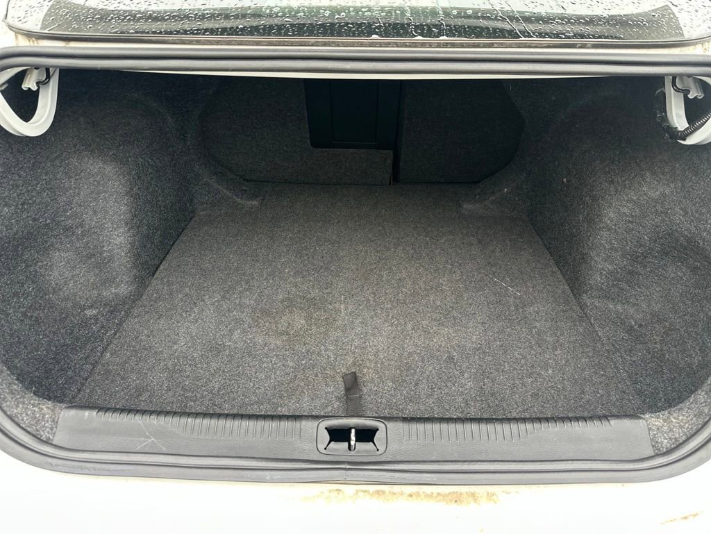 Used 2017 Chrysler 200 Limited Platinum FWD image 26