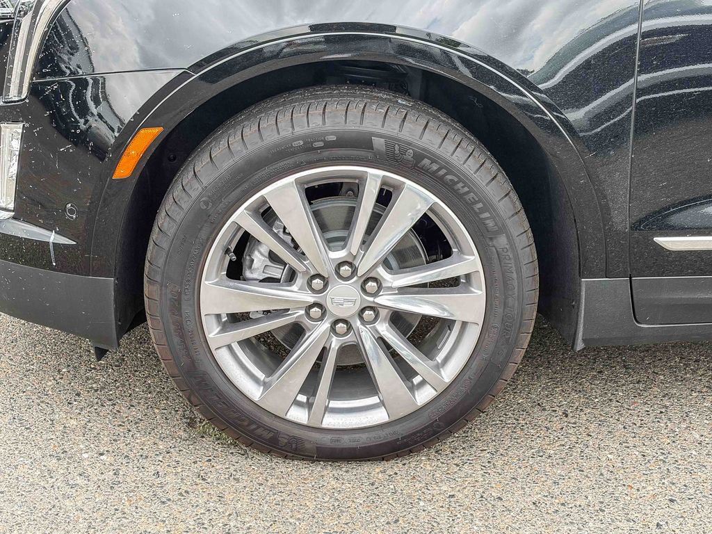 Used 2023 Cadillac XT5 Premium Luxury w/ Platinum Package AWD/4WD image 4
