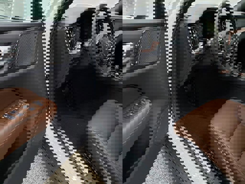 New 2026 Volvo V60 B5 Cross Country Plus w/ Protection Package Premier image 6