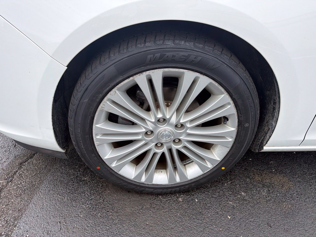 Used 2014 Buick Verano FWD image 10