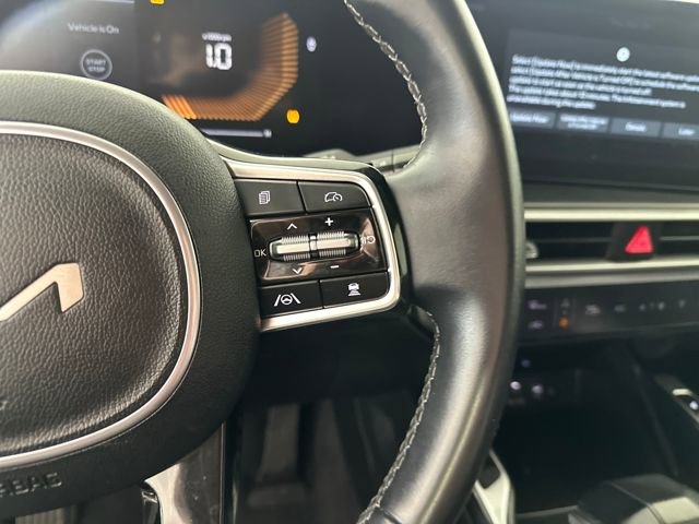 Used 2024 Kia Sorento S w/ Panoramic Sunroof Package image 16