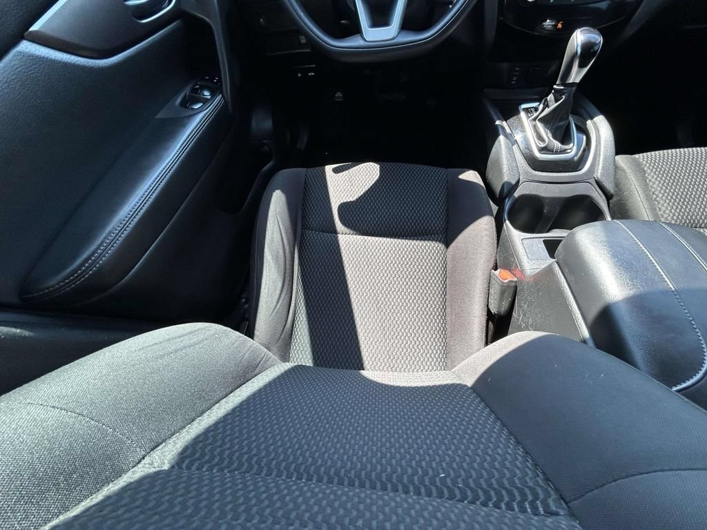 Used 2017 Nissan Rogue Sport S w/ S Appearance Package FWD image 13
