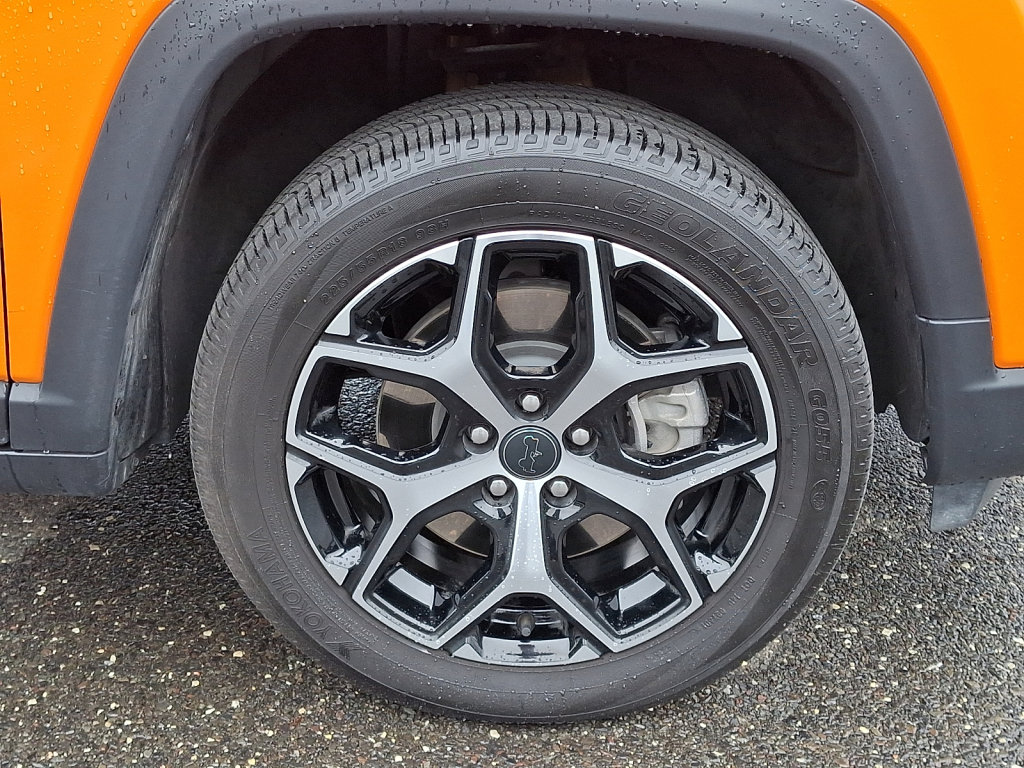 Certified 2026 Jeep Compass Limited AWD/4WD image 9