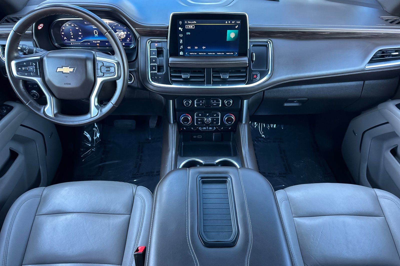 Used 2024 Chevrolet Suburban LT image 16