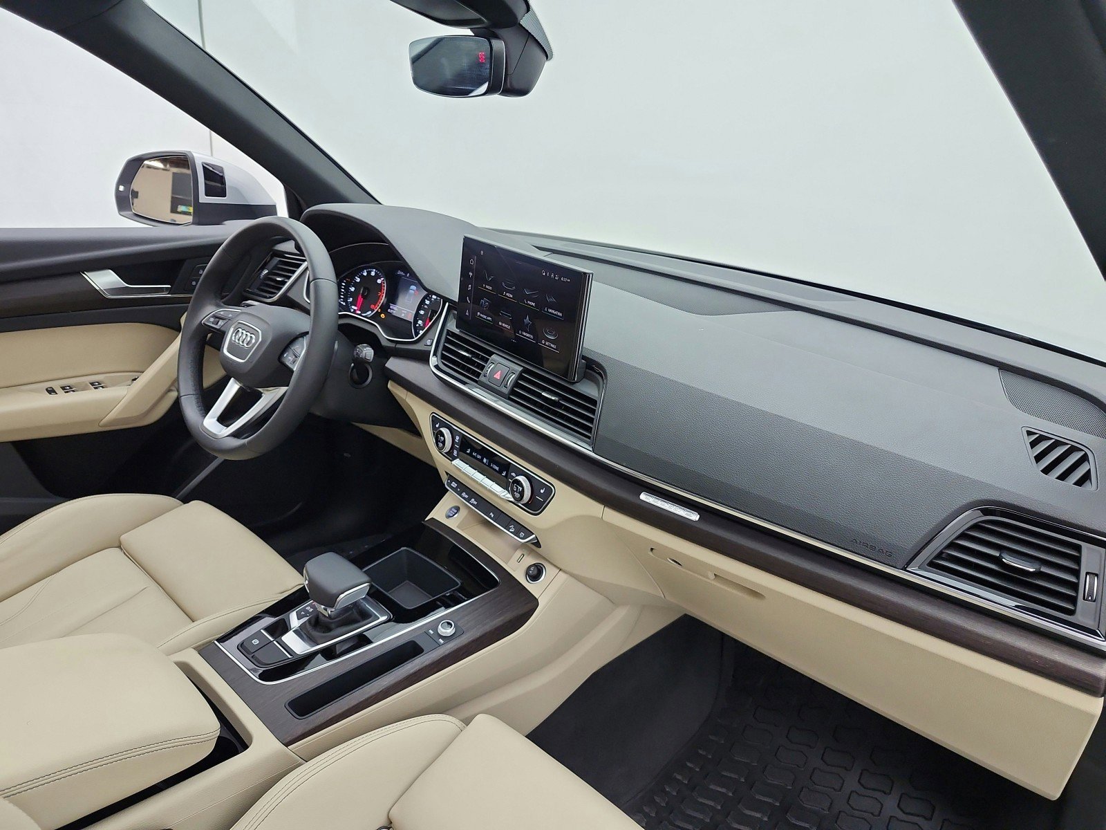 Used 2023 Audi Q5 2.0T Premium w/ Convenience Package AWD/4WD image 19