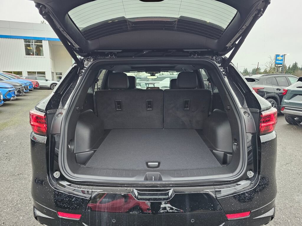 New 2025 Chevrolet Blazer RS w/ Driver Confidence II Package image 17