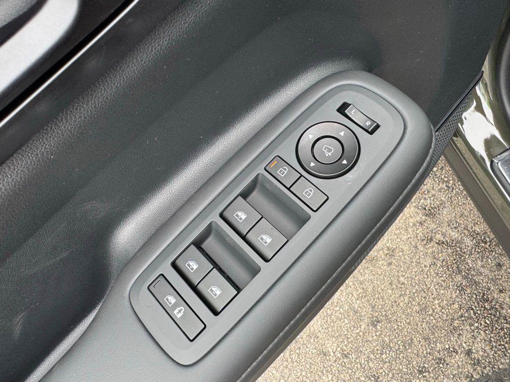New 2026 Hyundai Santa Fe Calligraphy AWD/4WD image 17