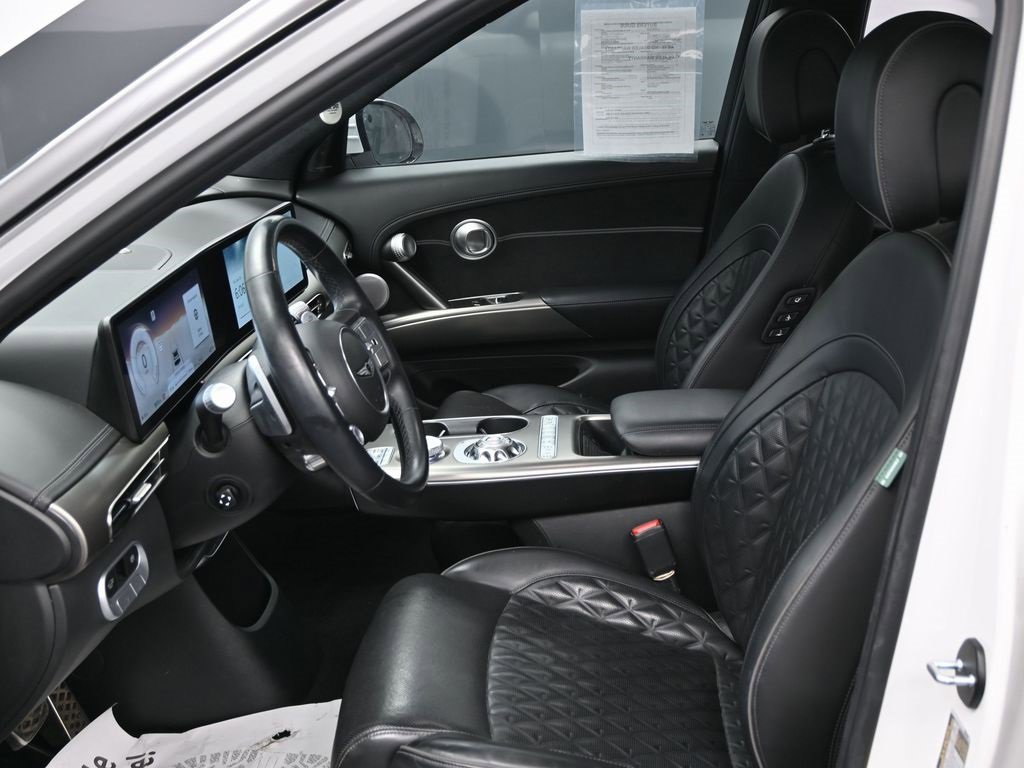 Used 2023 Genesis GV60 Performance image 17