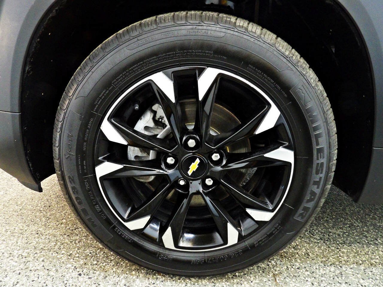 Used 2022 Chevrolet TrailBlazer LT FWD image 17