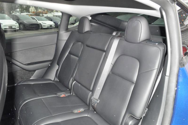 Used 2024 Tesla Model Y Long Range image 10