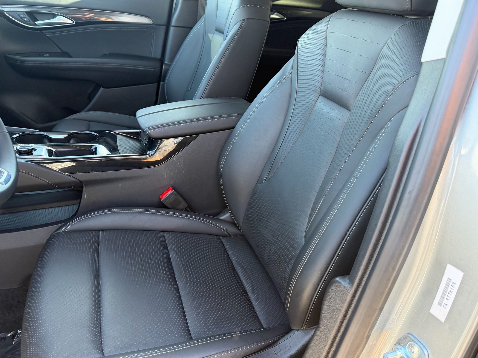 Used 2025 Buick Envision Preferred AWD/4WD image 20