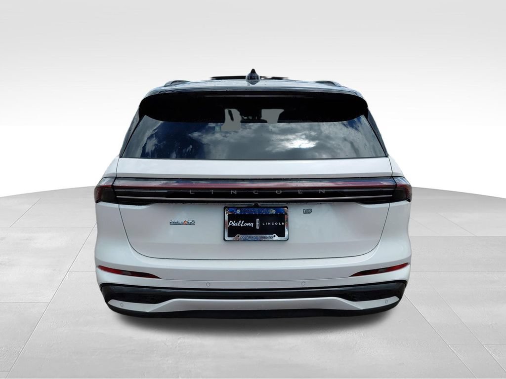 New 2026 Lincoln Nautilus Reserve w/ Jet Appearance Package AWD/4WD image 8