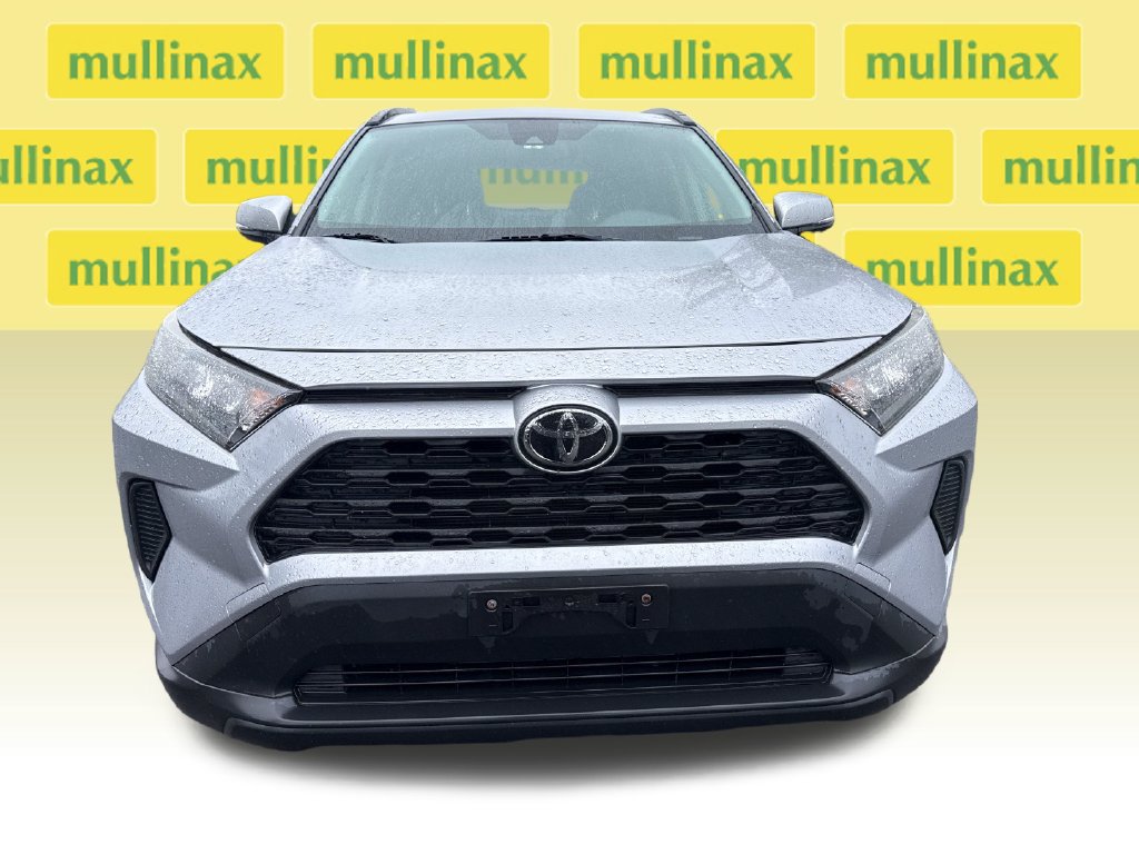 Used 2019 Toyota RAV4 LE w/ All Weather Liner Package AWD/4WD image 16