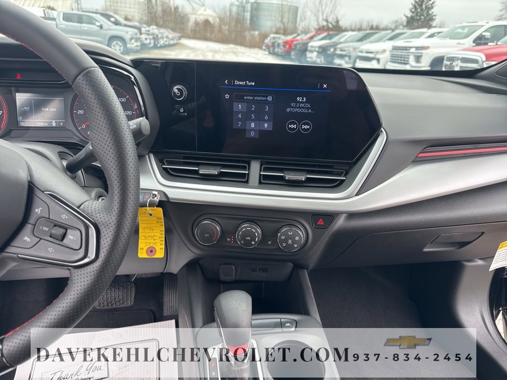 Used 2025 Chevrolet Trax RS w/ Driver Confidence Package image 22