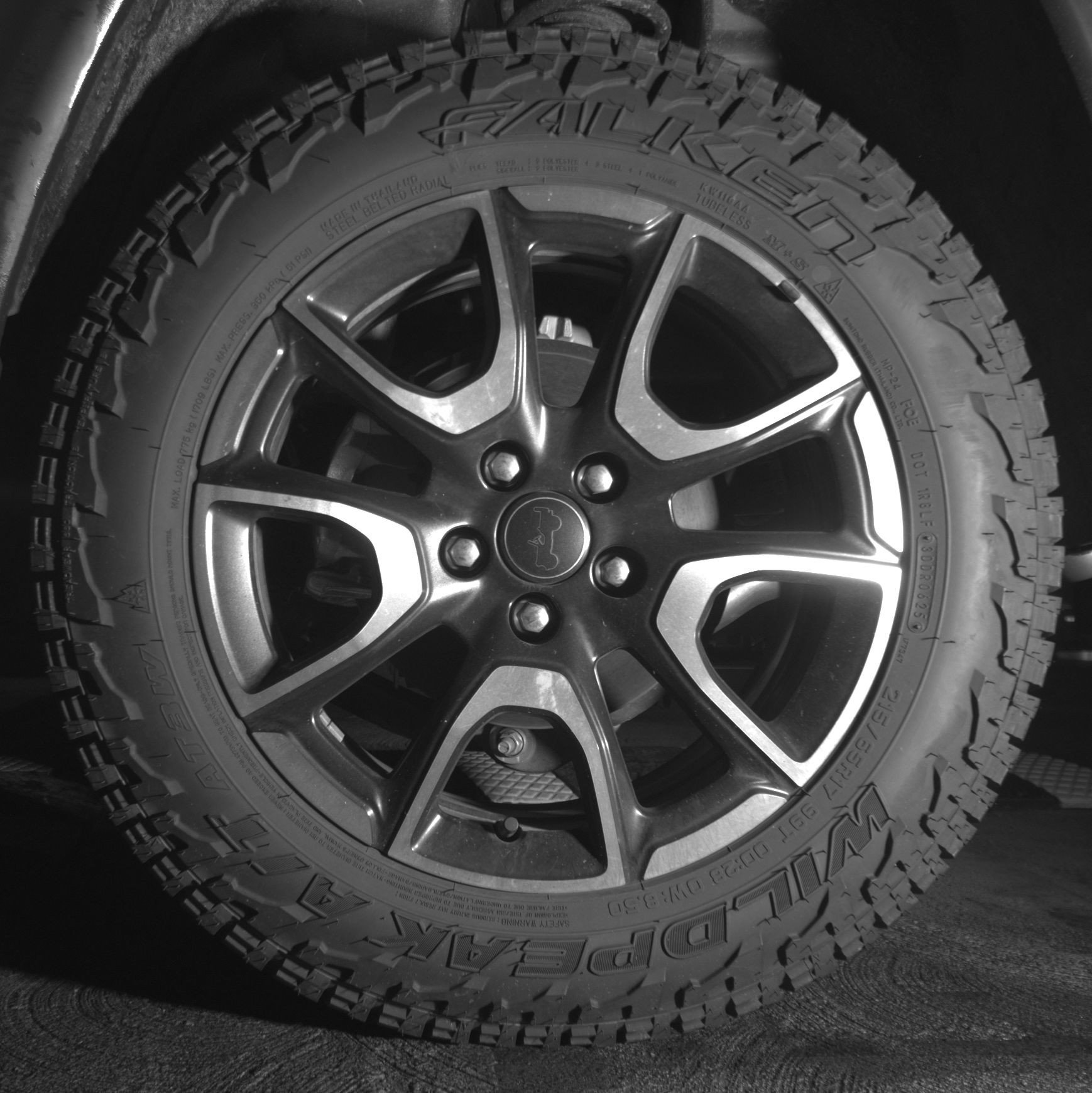 Used 2025 Jeep Compass Trailhawk image 14