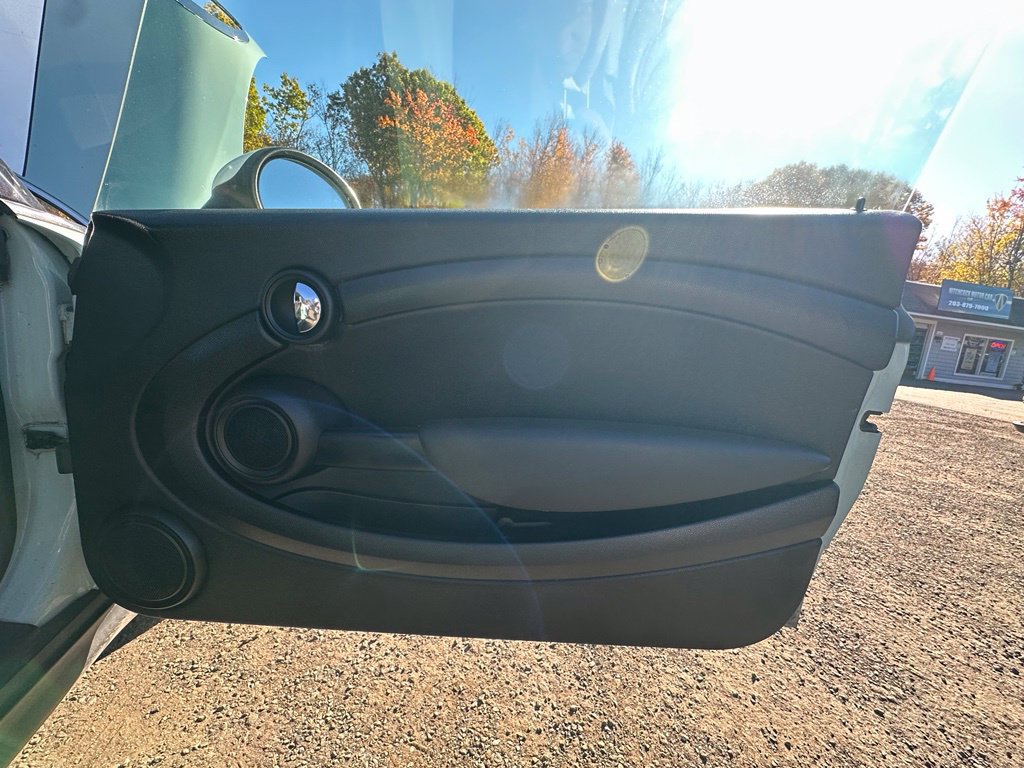 Used 2013 MINI Cooper Hardtop FWD image 23