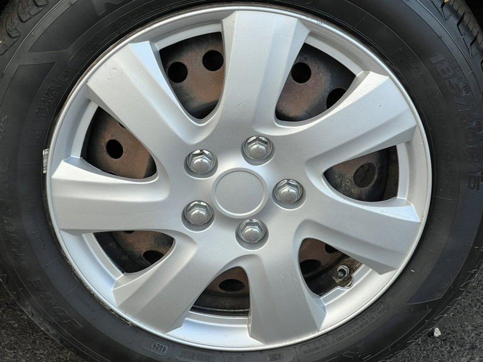 Used 2013 Honda Insight image 6