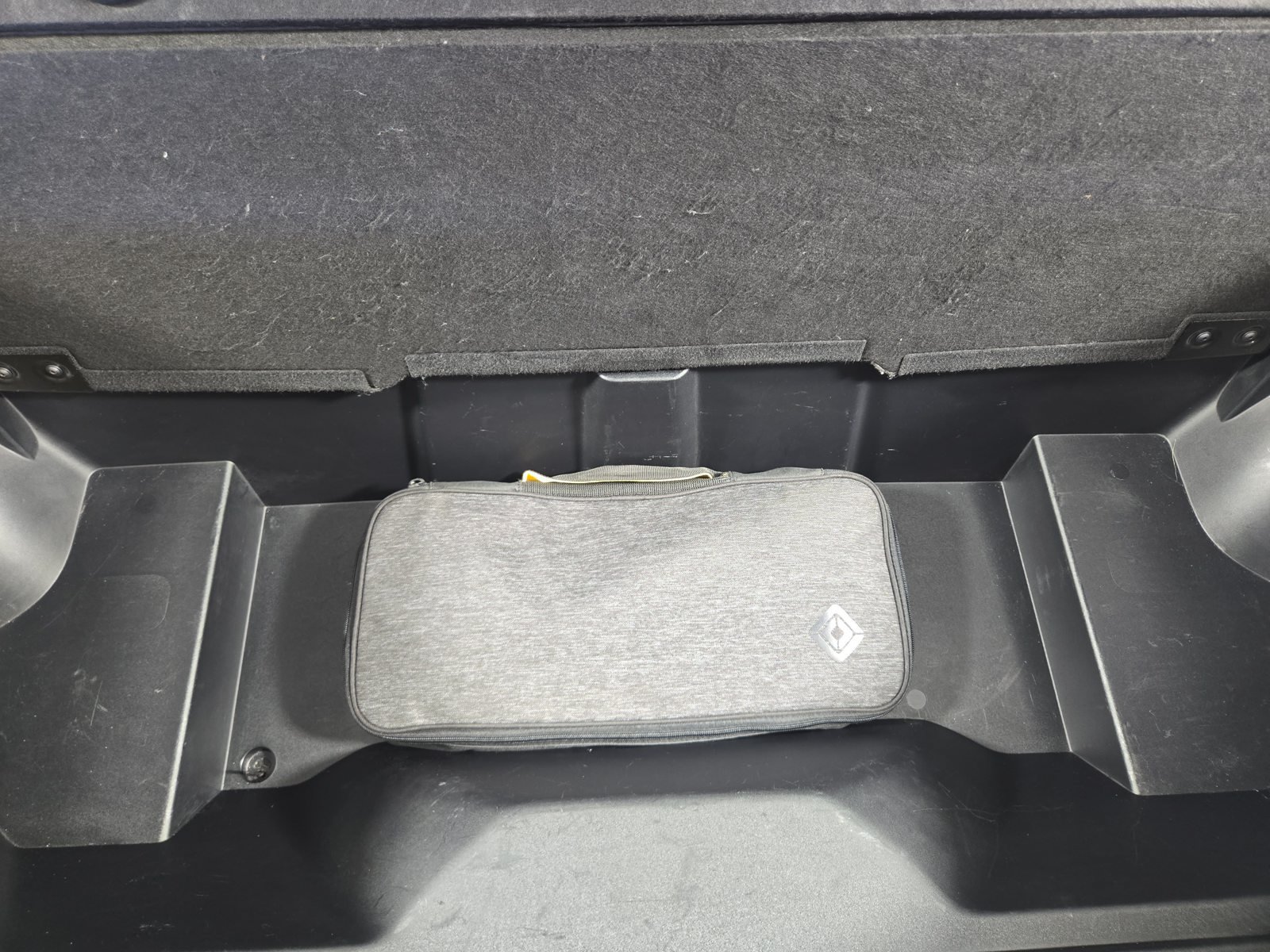Used 2022 Rivian R1T Adventure AWD/4WD image 14